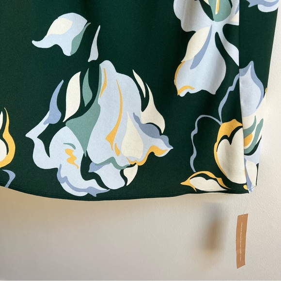 Reformation Frasier Dress in Lyra - Picture 8 of 16